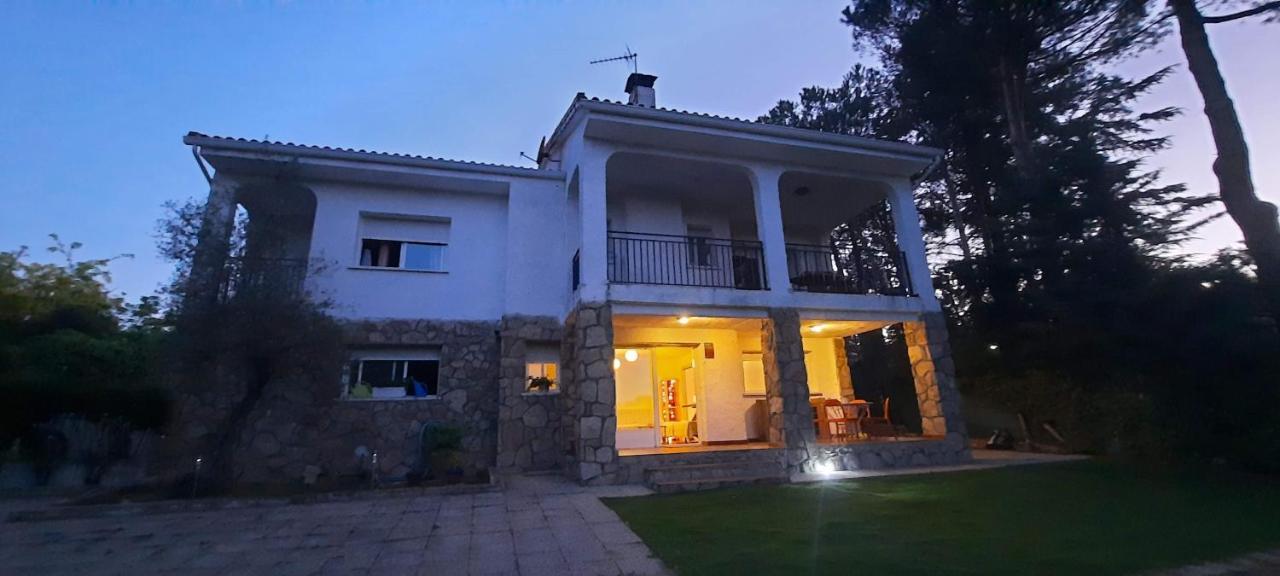 Entre Pinos Y Medusas Apartment Pedrezuela Luaran gambar