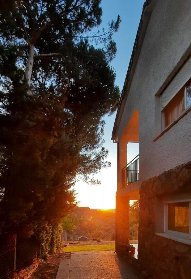 Entre Pinos Y Medusas Apartment Pedrezuela Luaran gambar